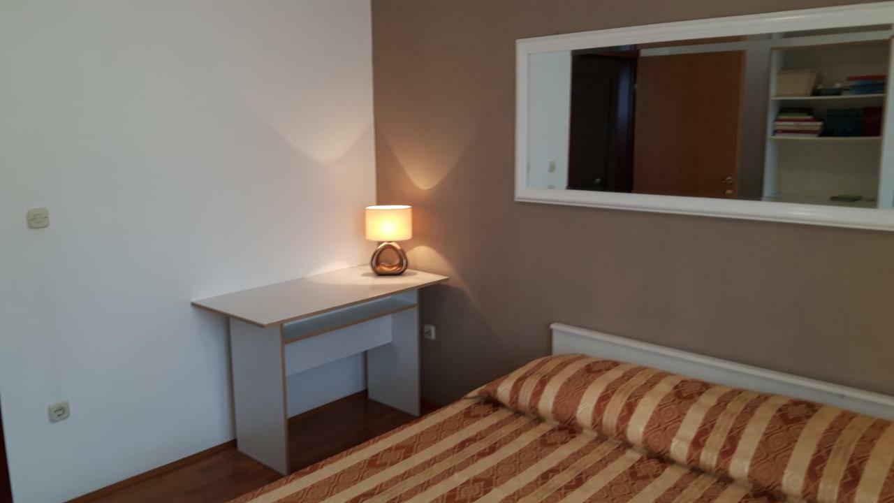 Lili'S House Appartement Ližnjan Buitenkant foto